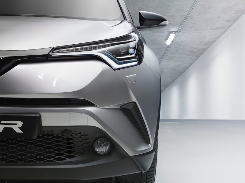 Illustration for article titled The 2017 Toyota C-HR Is Your Woke Boyfriend Of Cars